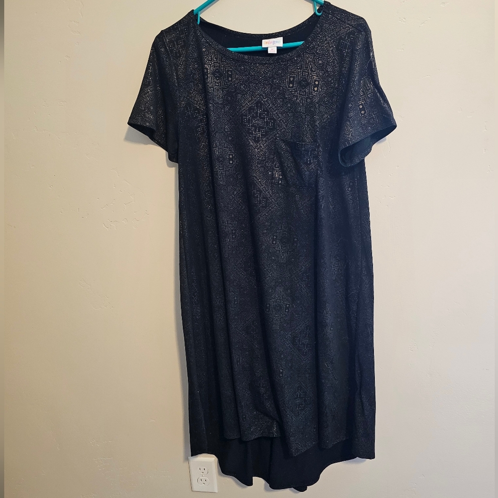 Black and gold dress.